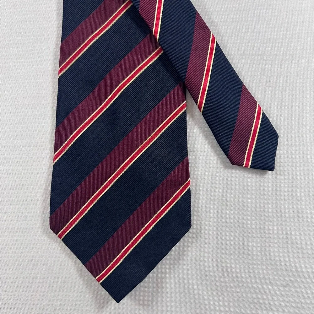 Banana Republic brand banana